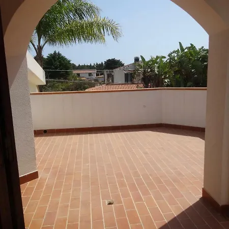 Villa Sapphire 43 Syracuse